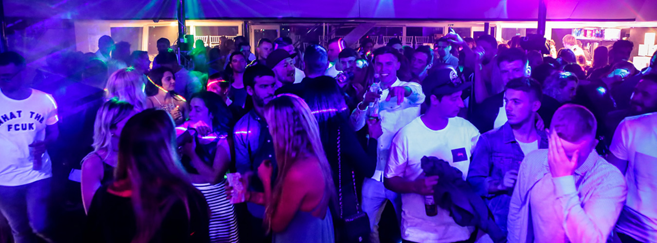 약혼 파티 크루즈